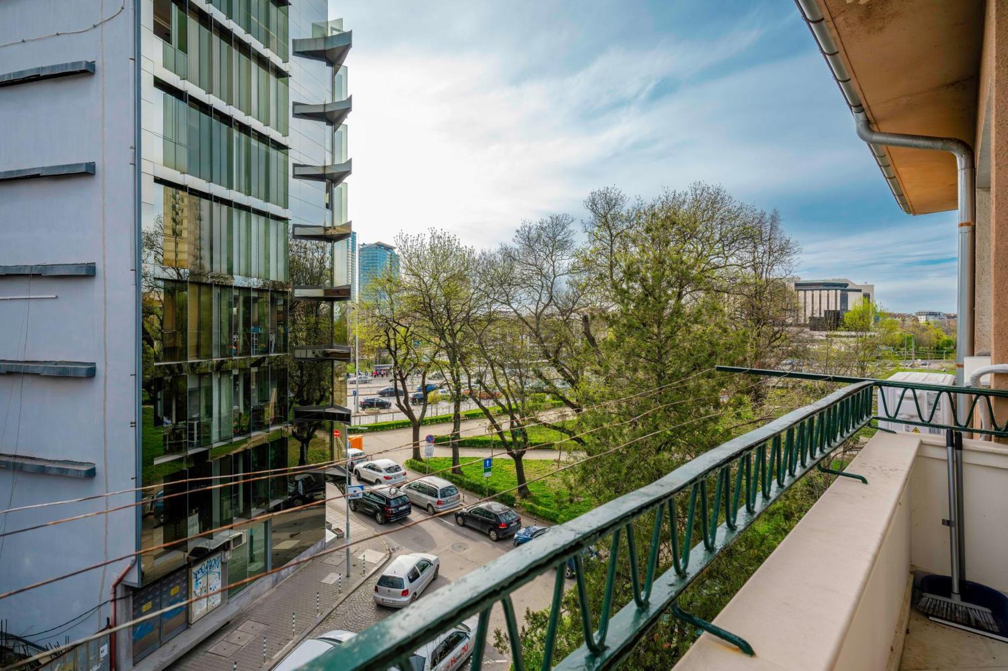 New With The Best View - 2Bd Bright Flat Near Ndk Sofia Exterior photo